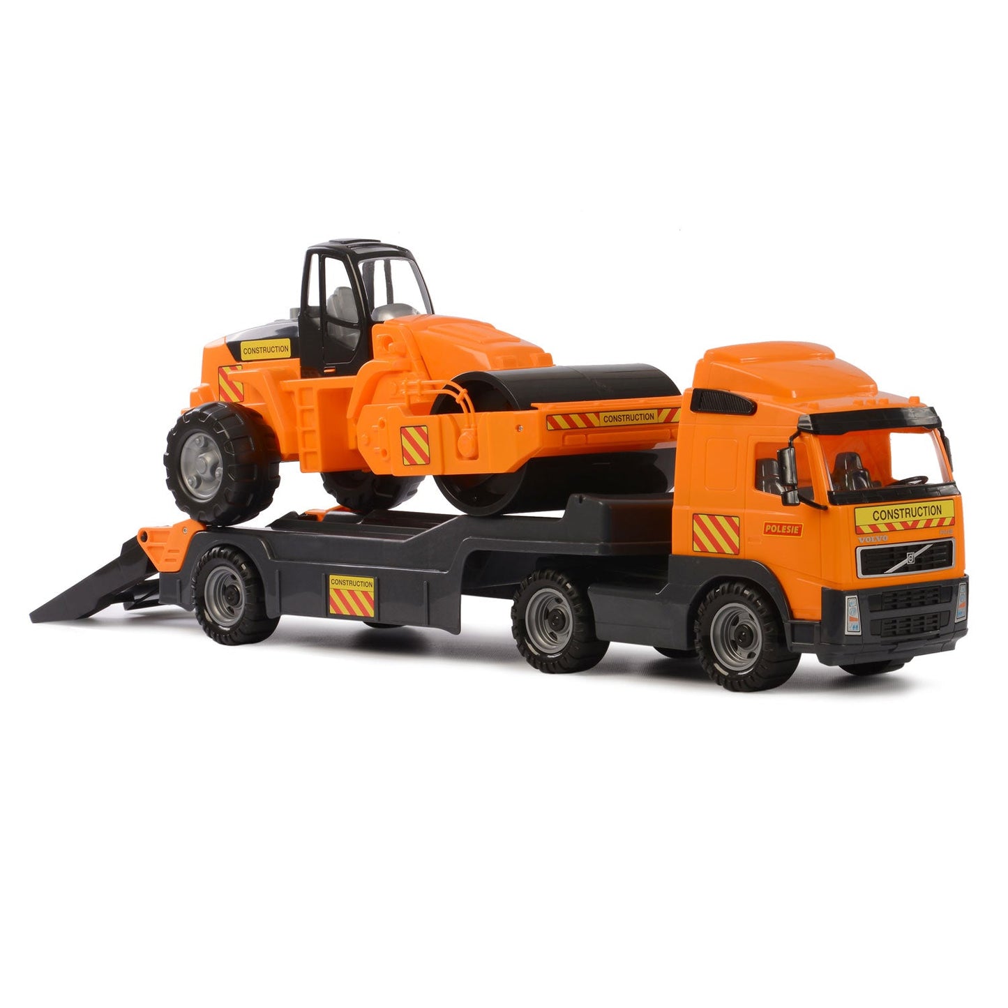 Cavallino volvo truck with roller
