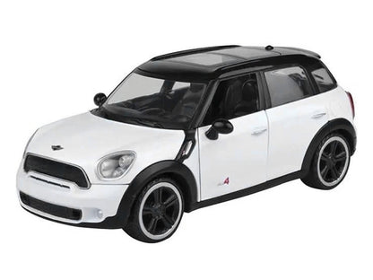 Mini Cooper S Countryman White 1/24 Diecast Car Model by Motormax