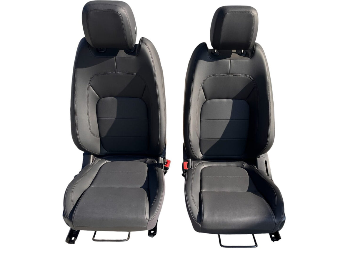 2X NOWE OEM FOTELE PRZEDNIE WENTYLOWANE CZARNA SKÓRA JAGUAR I-PACE X590 J9D3-14B719