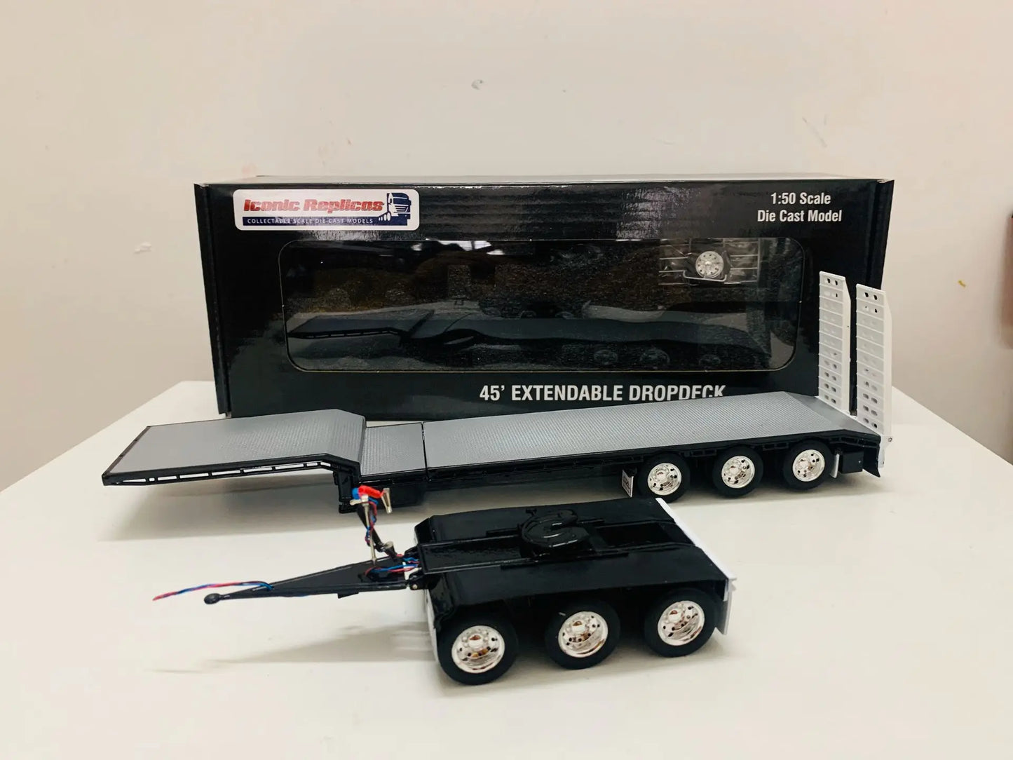 Lookrover 1:50 Die-Cast Extendable Dropdeck Trailer Truck Model 45ft Blue Scene Decoration Gift