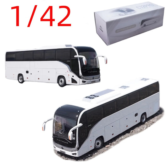 Lookrover Yutong C12PRO Tourist Bus 1:42 Alloy Model Overseas Highway Van Collectible Display