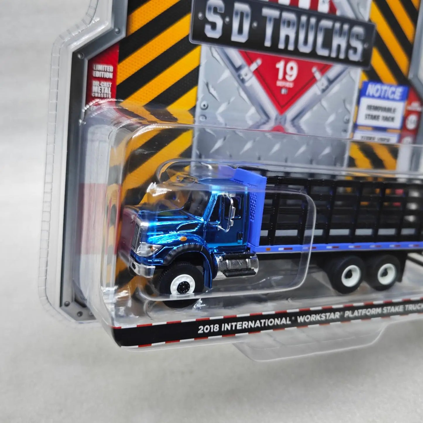Lookrover Greenlight 1:64 S.D. Platform Pile Truck Diecast Model Static Display Collectible