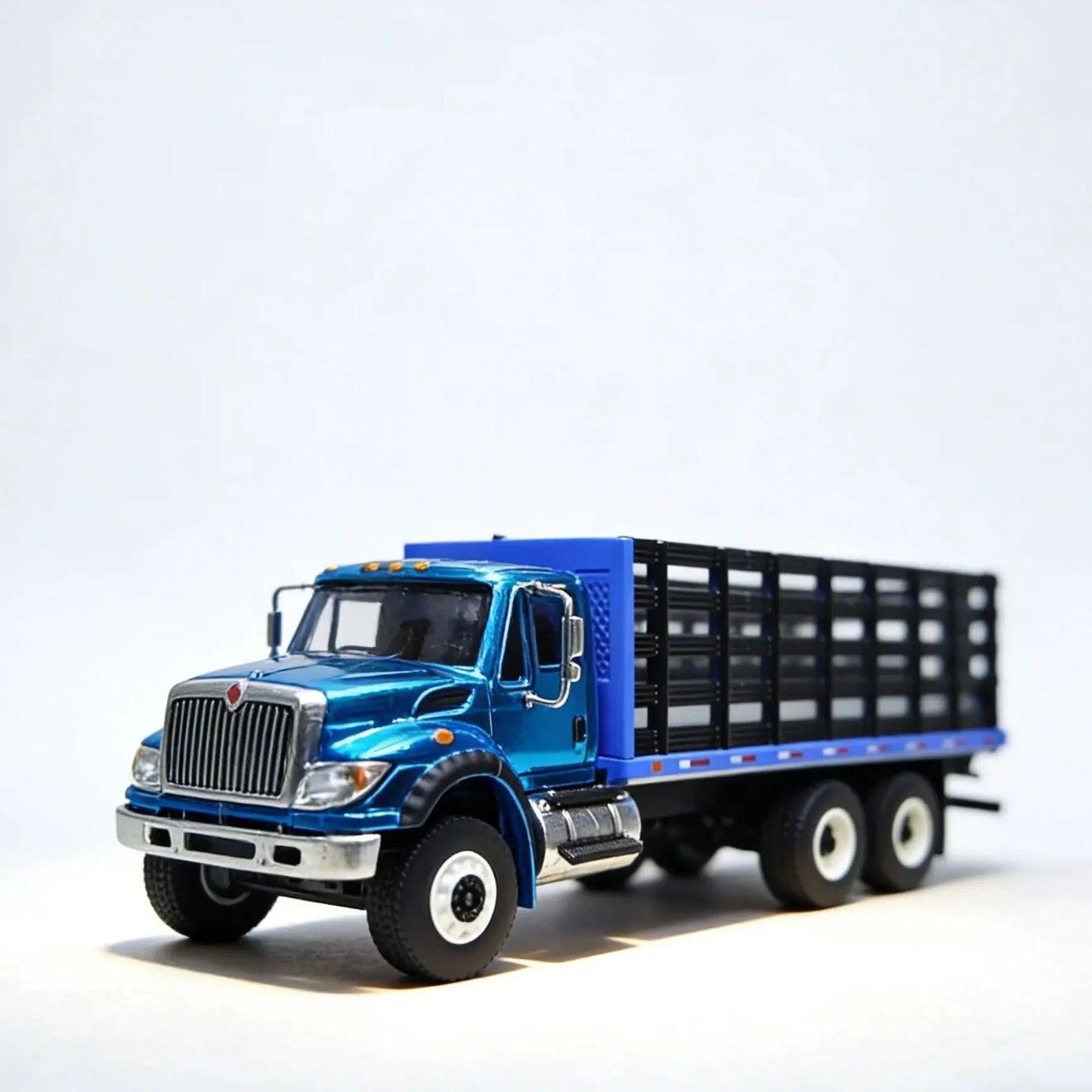 Lookrover Greenlight 1:64 S.D. Platform Pile Truck Diecast Model Static Display Collectible