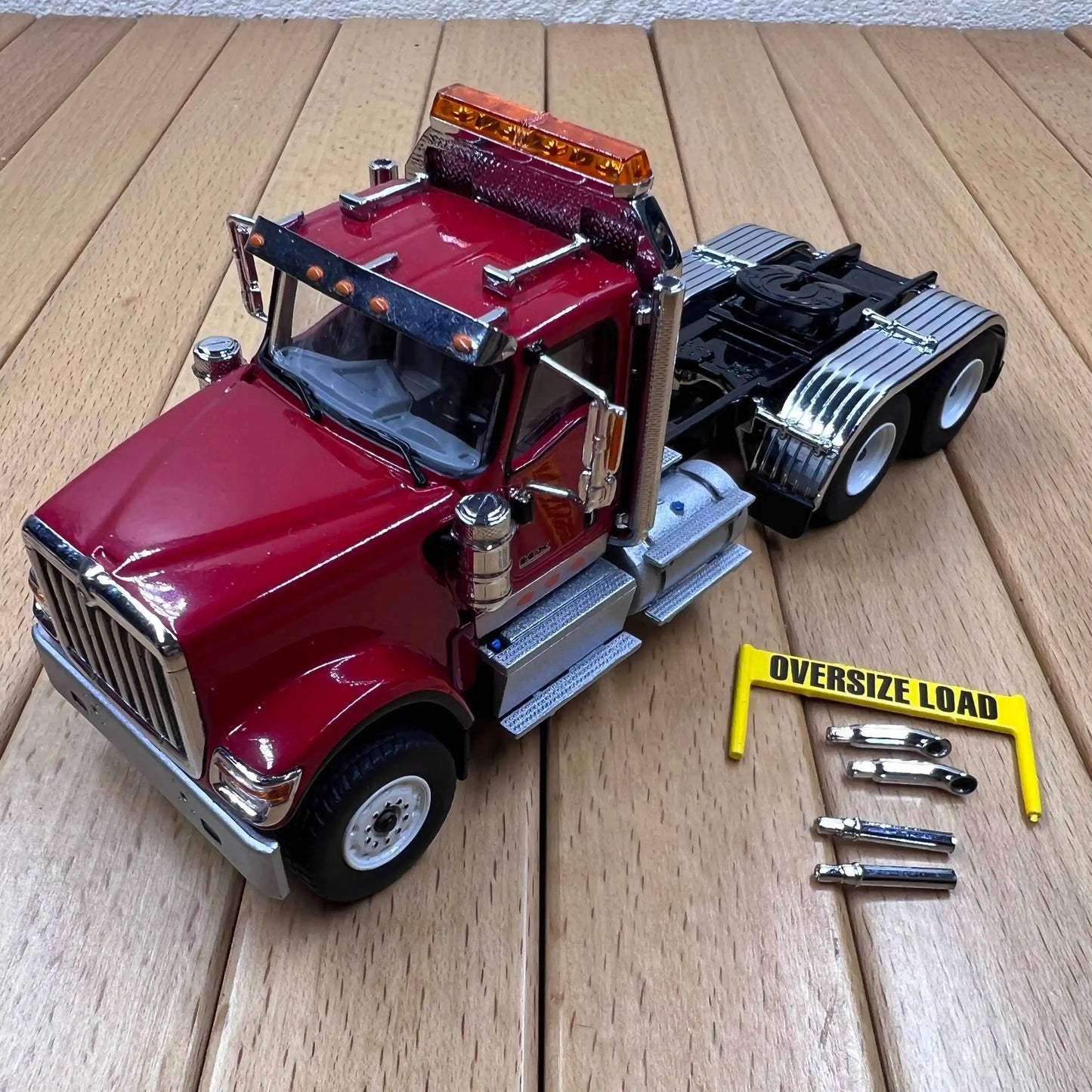 Lookrover American HX520 Truck 1:50 Diecast Metal Model Furniture Display Collection Toy for Children