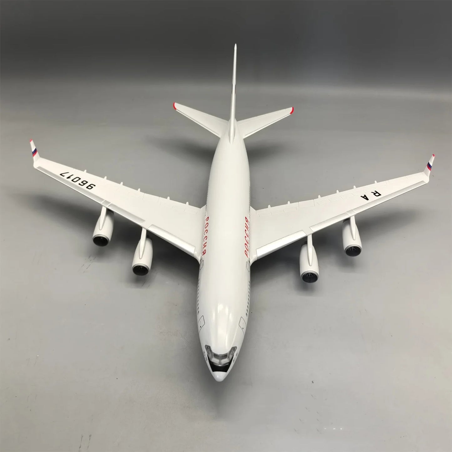Lookrover Russian Il-96 Airplane Model Toy 46cm with Landing Gear Lights Display Gift