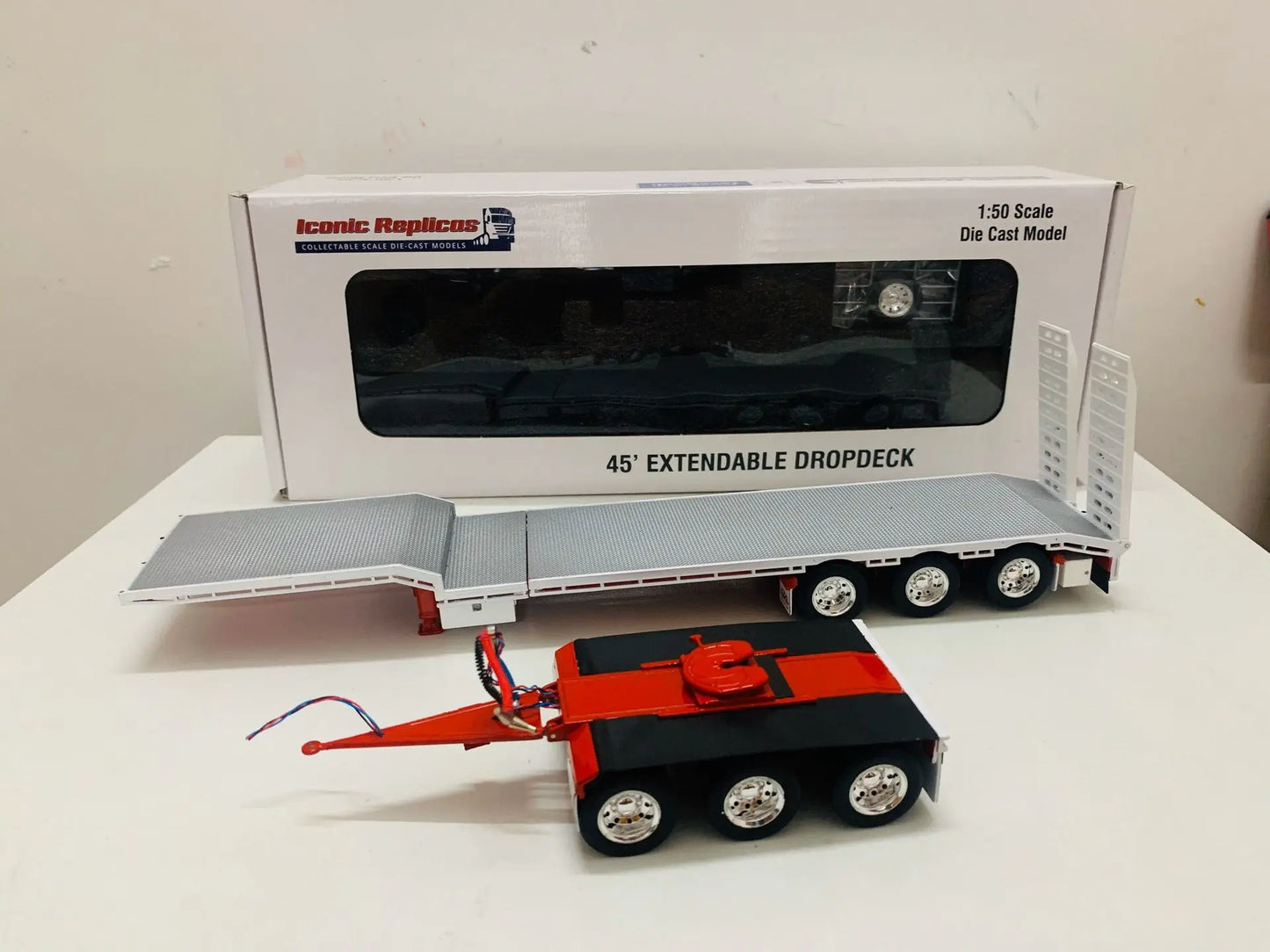 Lookrover 1:50 Die-Cast Extendable Dropdeck Trailer Truck Model 45ft Blue Scene Decoration Gift