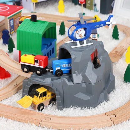 4pcs Trains Toy With Extended Silvery Body And 8-Wheel Design, Compatible With Major Wooden Train Track Brands
