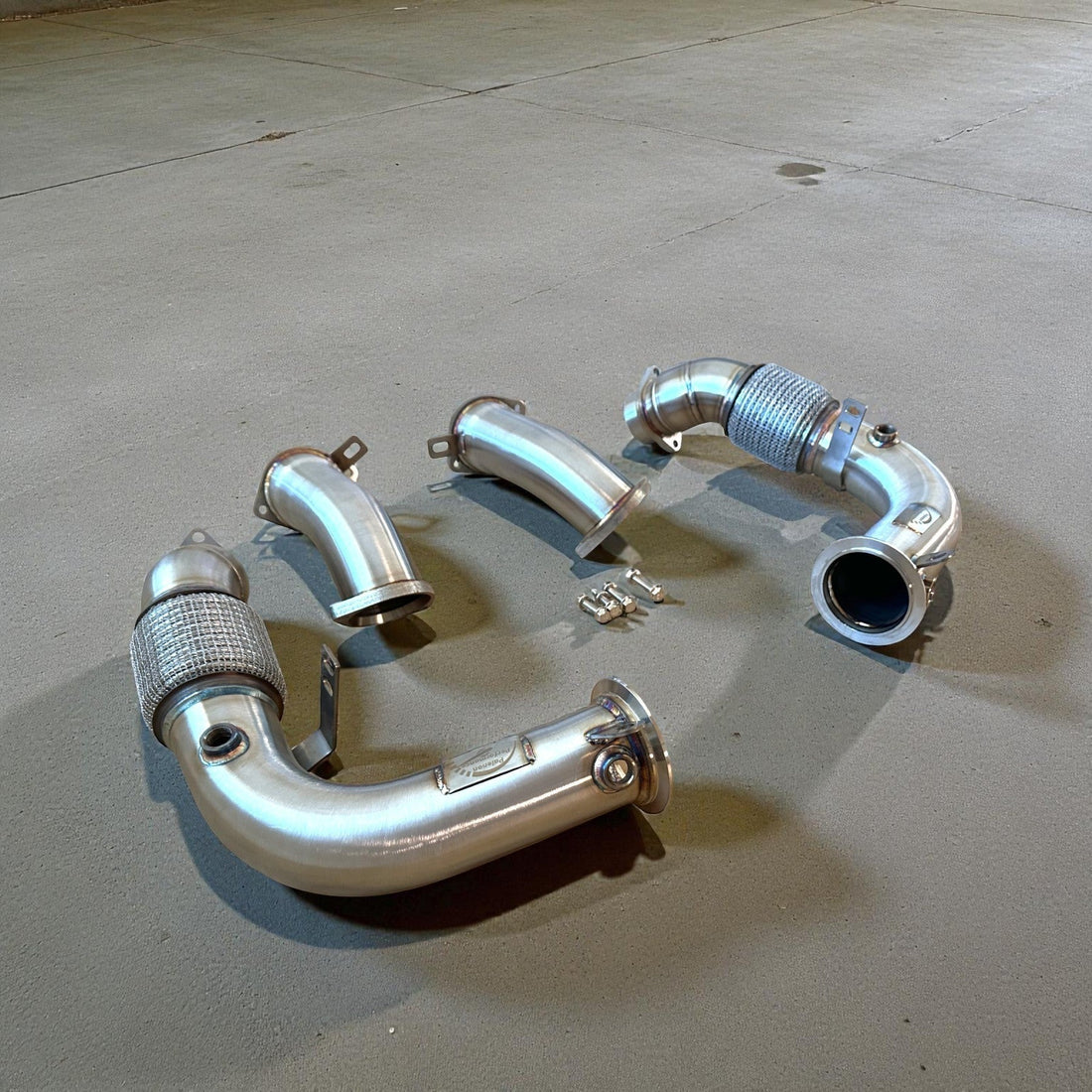 S68 Racing Downpipes For BMW G90 M5 &amp; G99 M5 | Palenon Performance