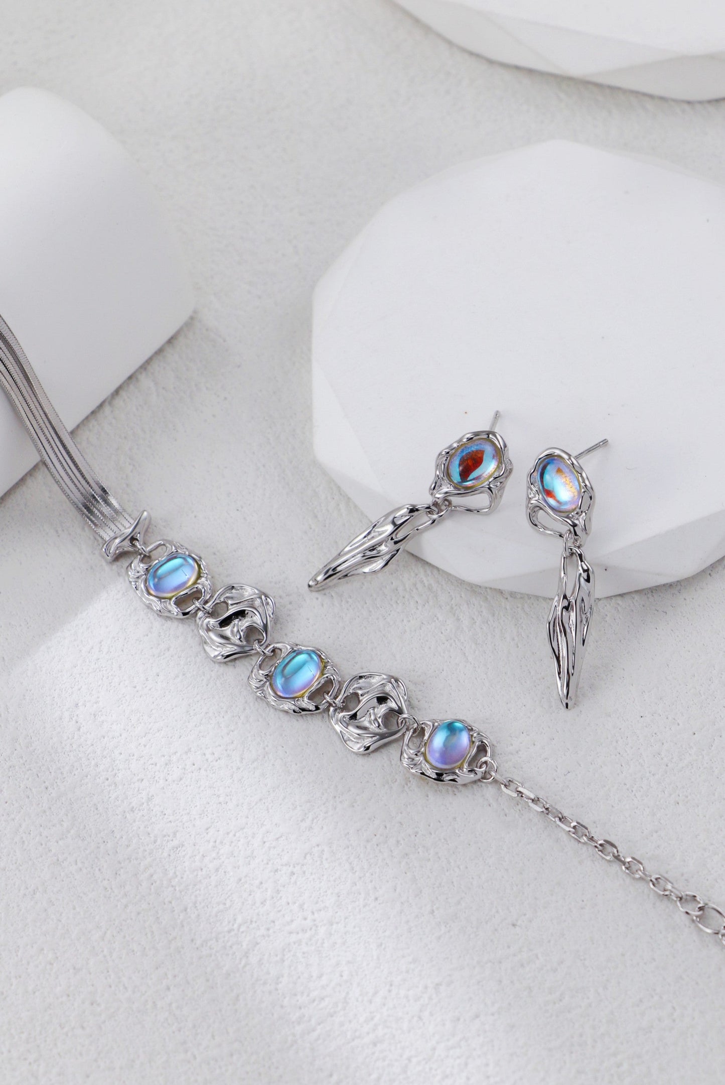 Retro Moonstone Earrings